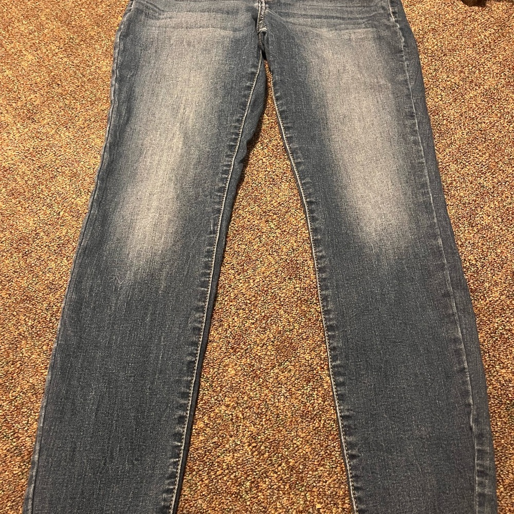Lucky Brand Women's Faded Blue Skinny Jeans